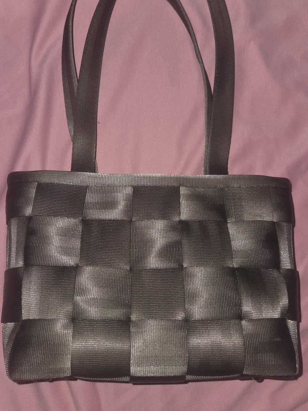 THE SEATBELT BAG!